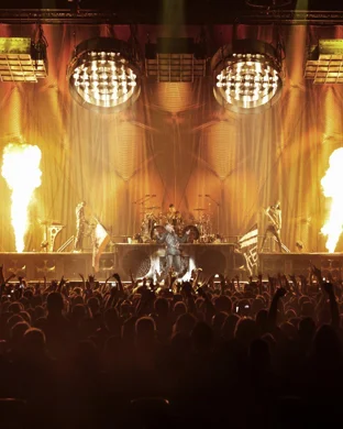 Godsmack, Stone Temple Pilots & Dorothy